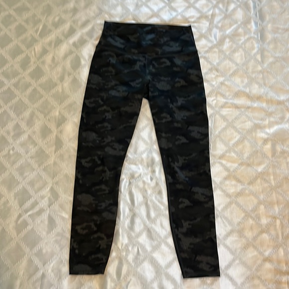 Fabletics Powerhold leggings - Picture 1 of 2
